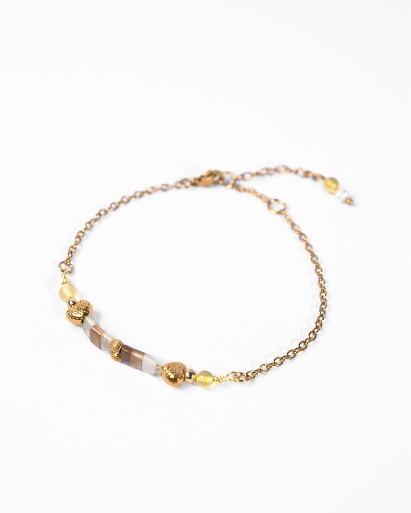 Bracelet Barre porté au poignet